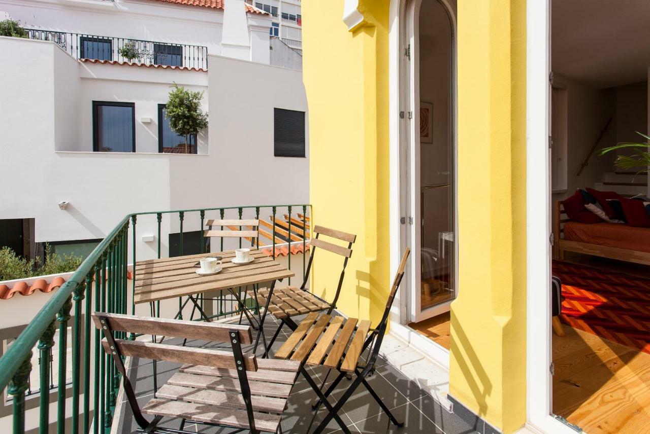 Lisbon Sea Side Chalet Lägenhet Paço de Arcos Exteriör bild
